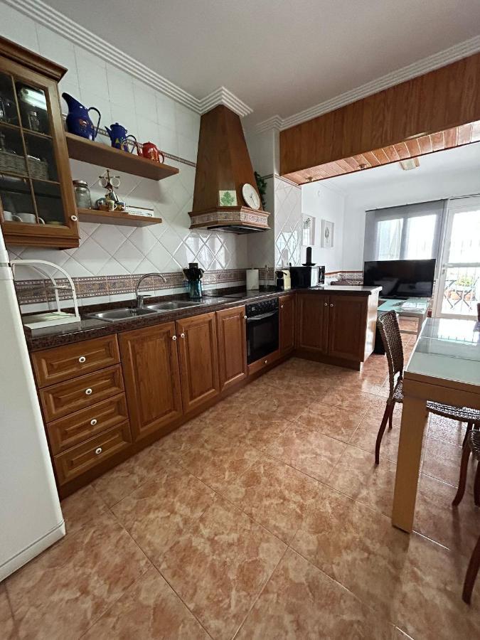 La Oliverica Caudete Buitenkant foto